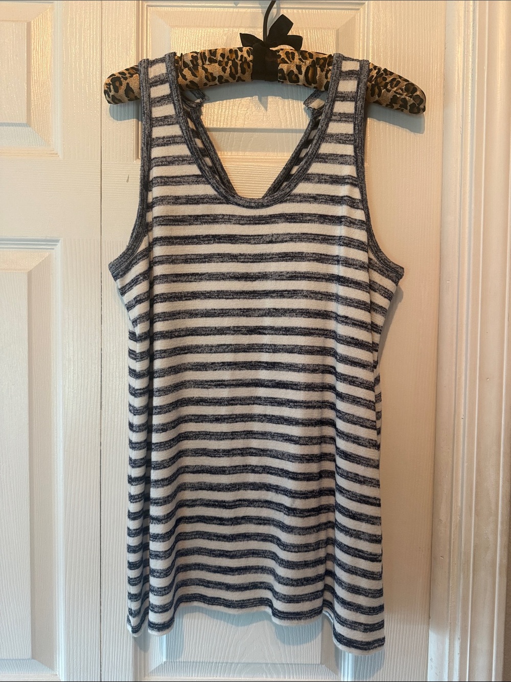Market & Spruce Navy and White Striped Knit Tank Top